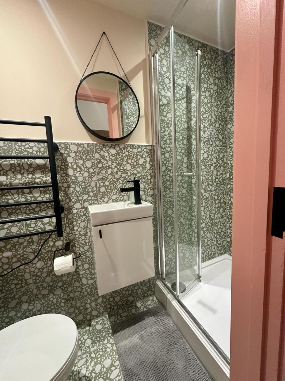 Gasthuis Cozy En-suite Loft In Trendy Local *