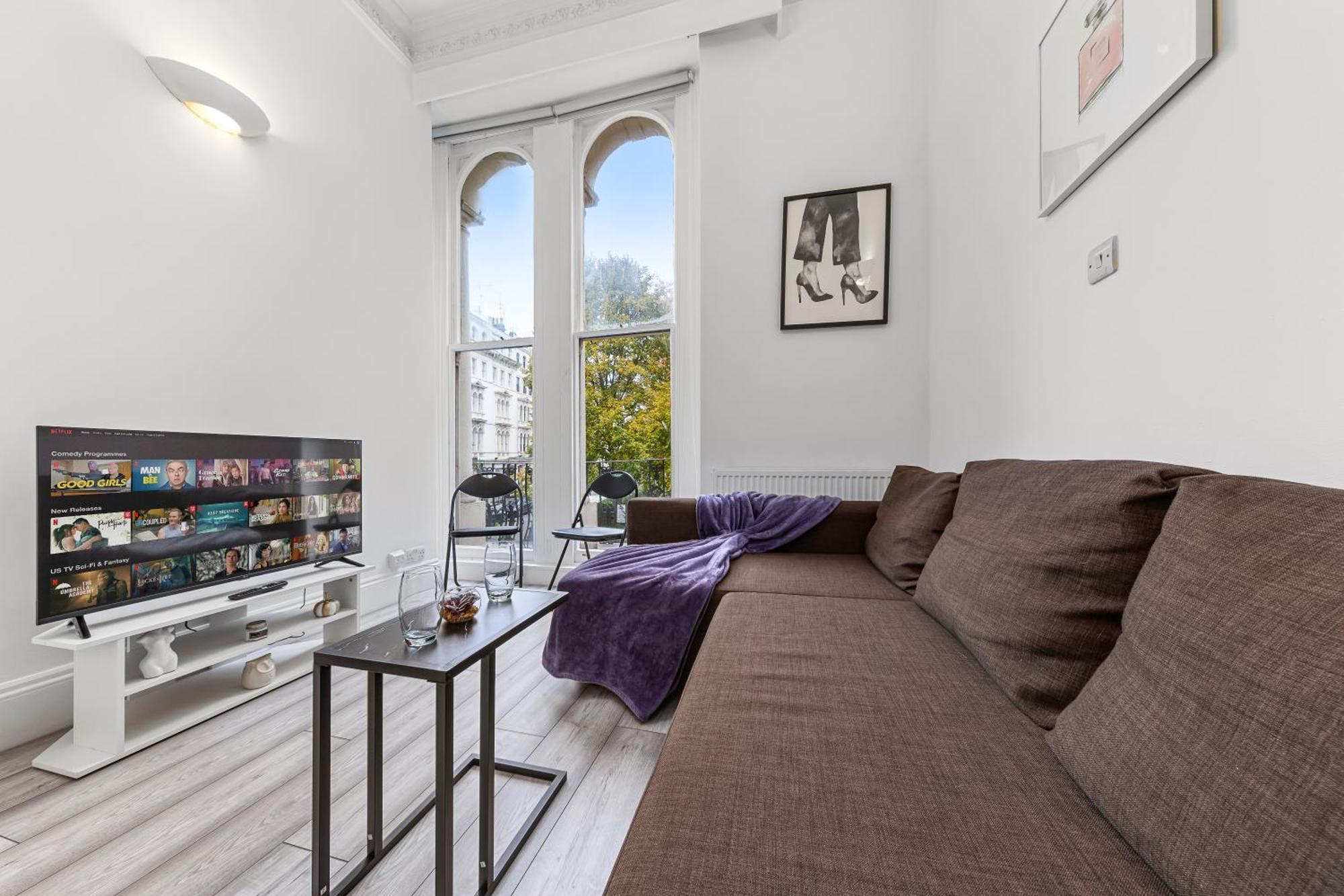 Bays Apartment London