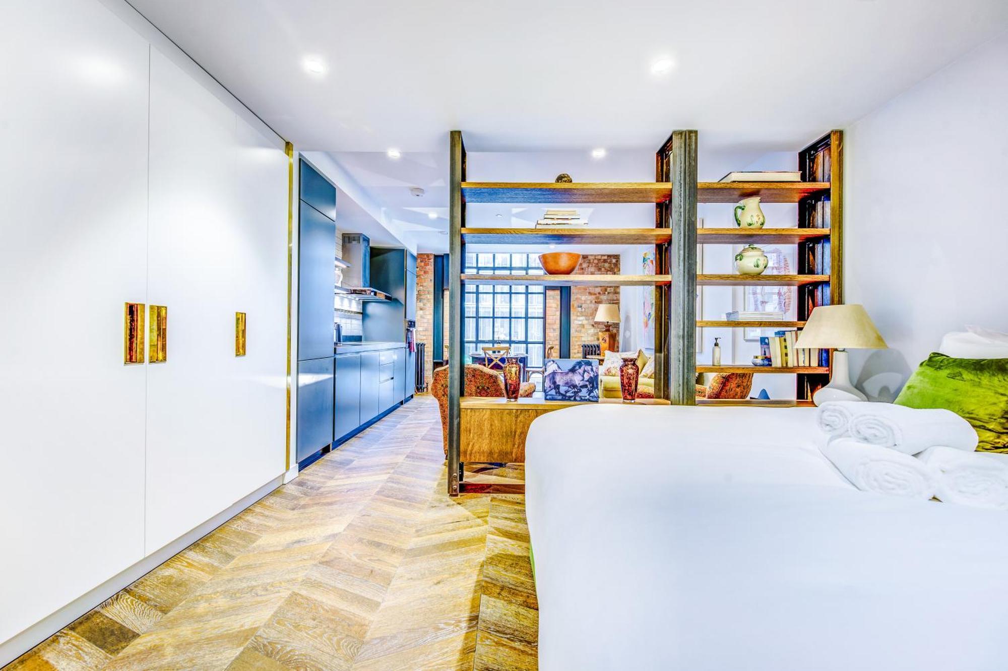 53 Degrees London: Pristine Long-term