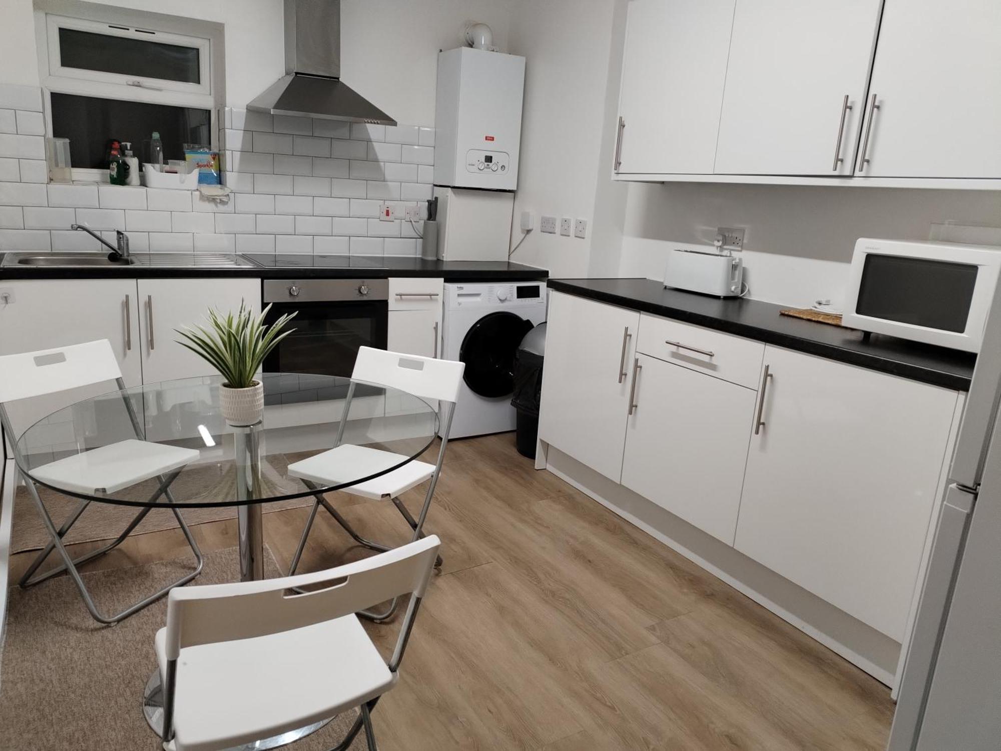Ferienhaus Cosy Near E1 London