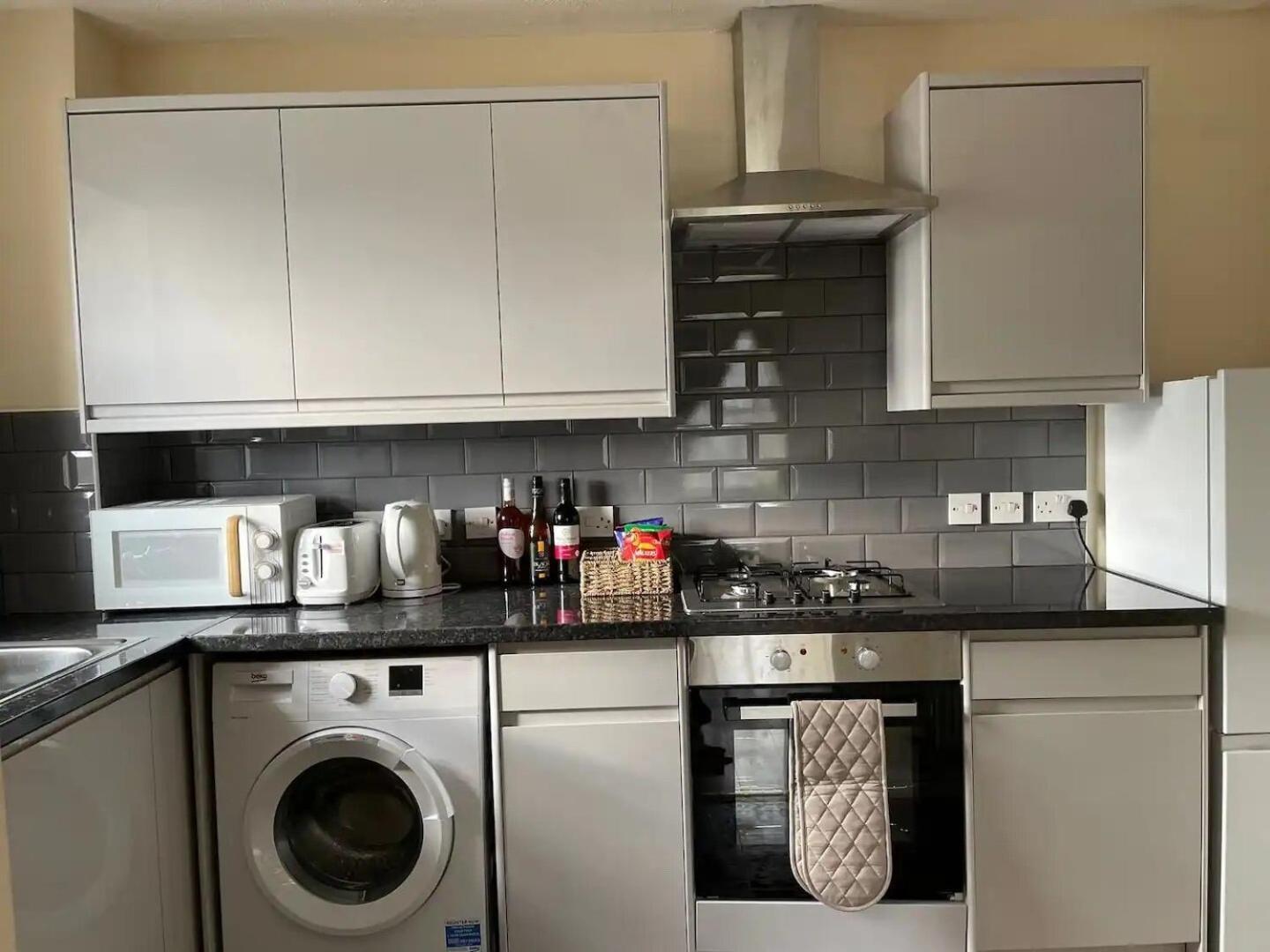 Apartment 4min Walk Uni Of East 1br *
