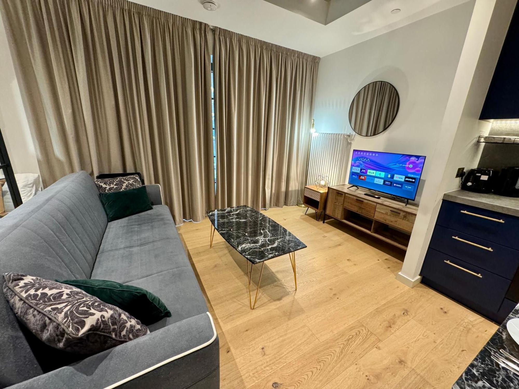 Apartment Amazing Cosy Apartment, Next To O2 Arena And Close To Excel, Secure Parking London