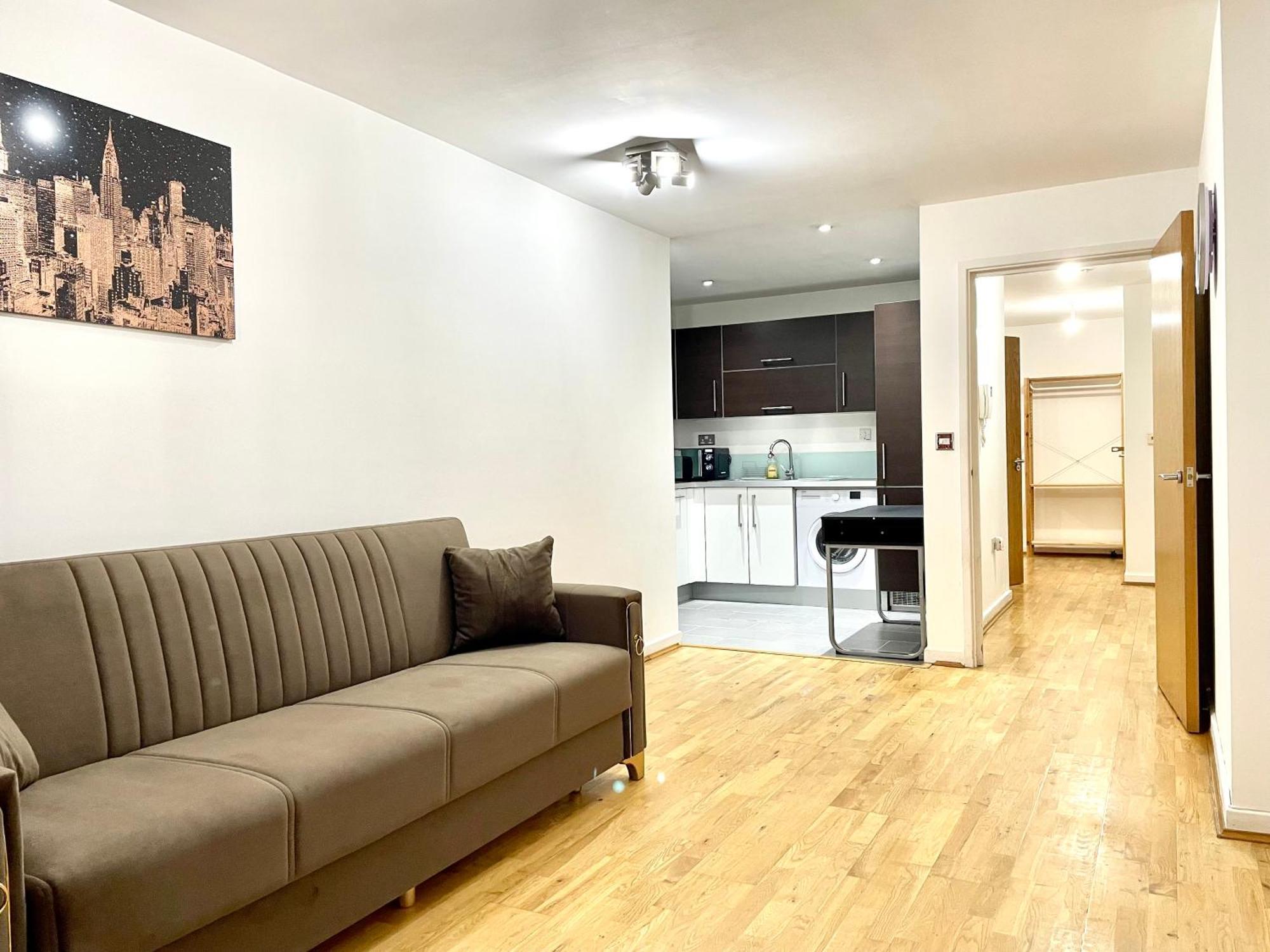 Apartment Contractors And Relocation Multiple *