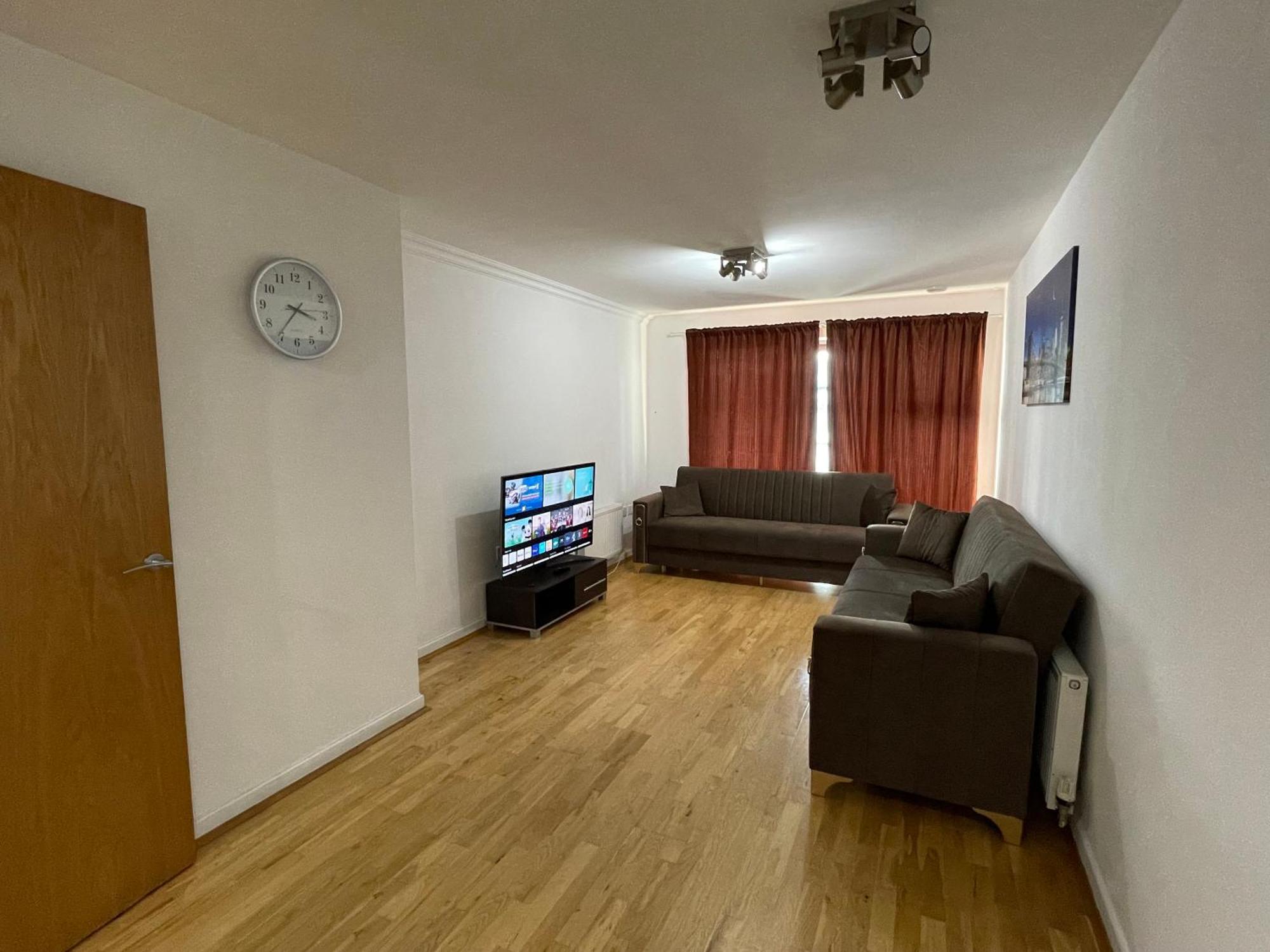 Contractors And Relocation Multiple * London
