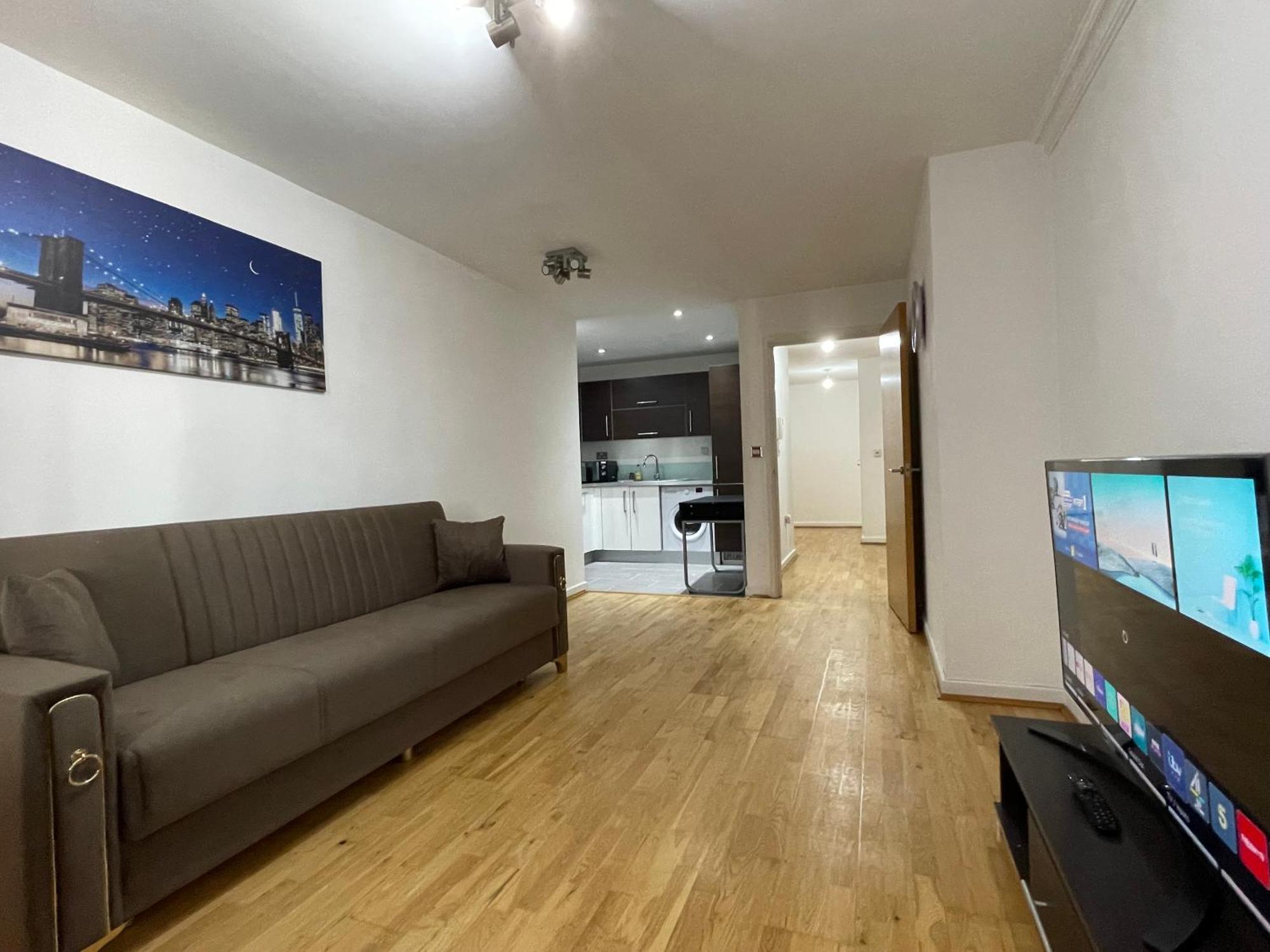 Contractors And Relocation Multiple Apartment London