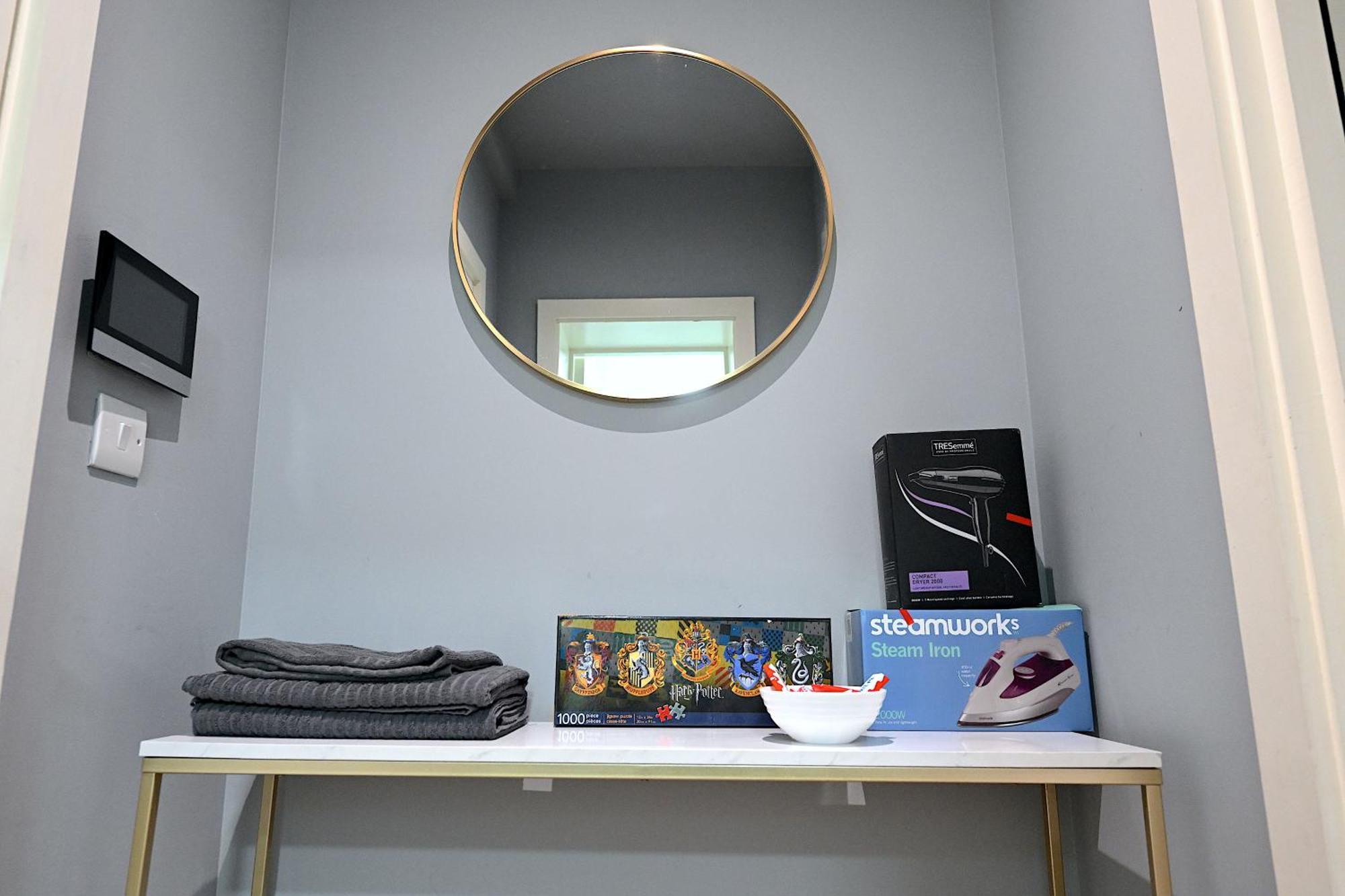 1 Bedroom Flat In Wood Piccadilly Line Londres