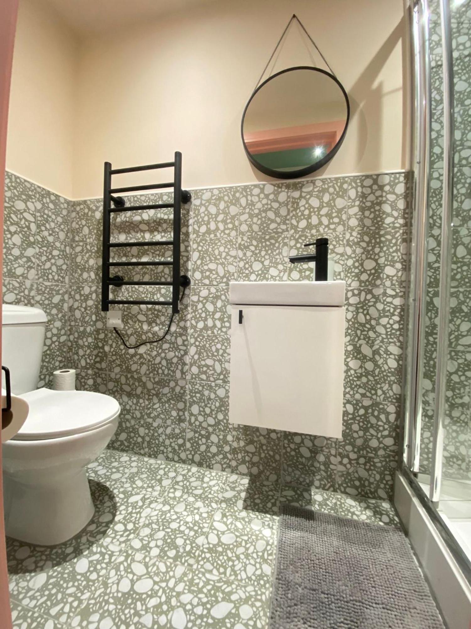 Cozy En-suite Loft In Trendy Local Gasthuis