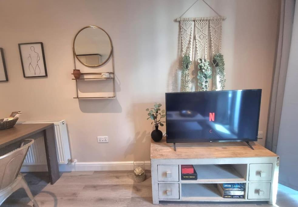 Apartamento 2bed 2bath -pool, Balcony, Gym Lift