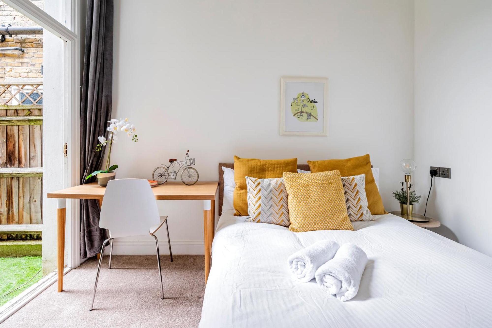 Beautiful Garden Flat Near Chelsea * London