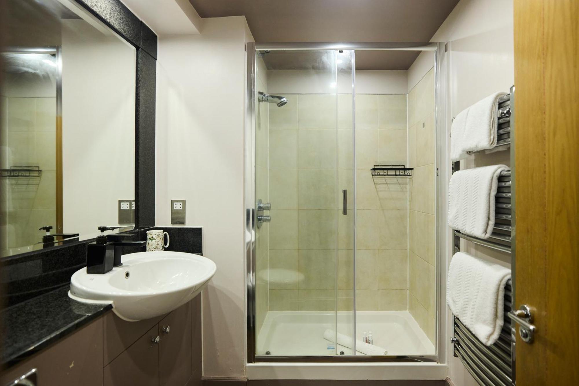 The Vauxhall Hideout - Comfy 2bdr Flat With Balcony Appartement *