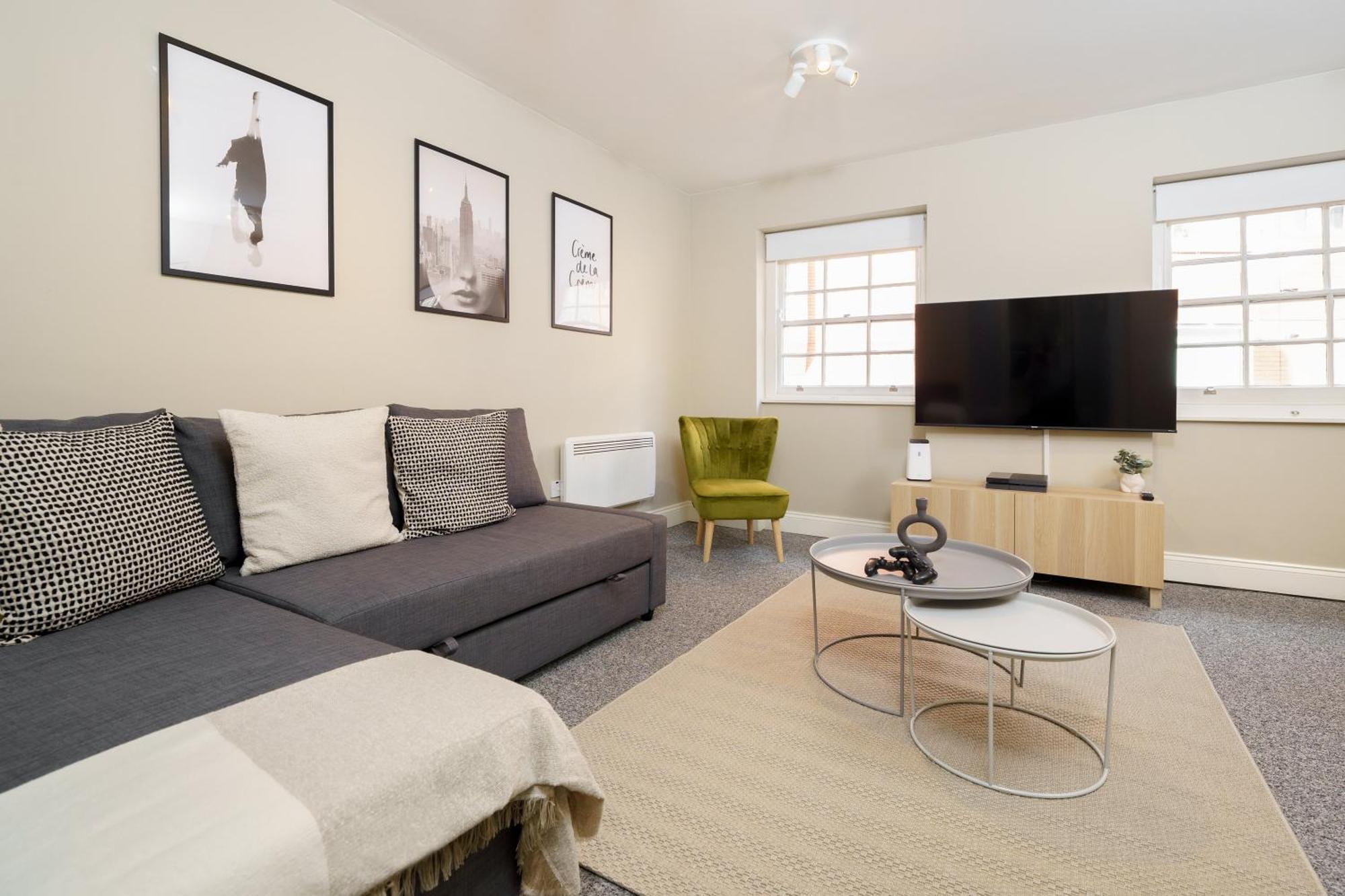 Covent Garden/chinatown/soho Location *