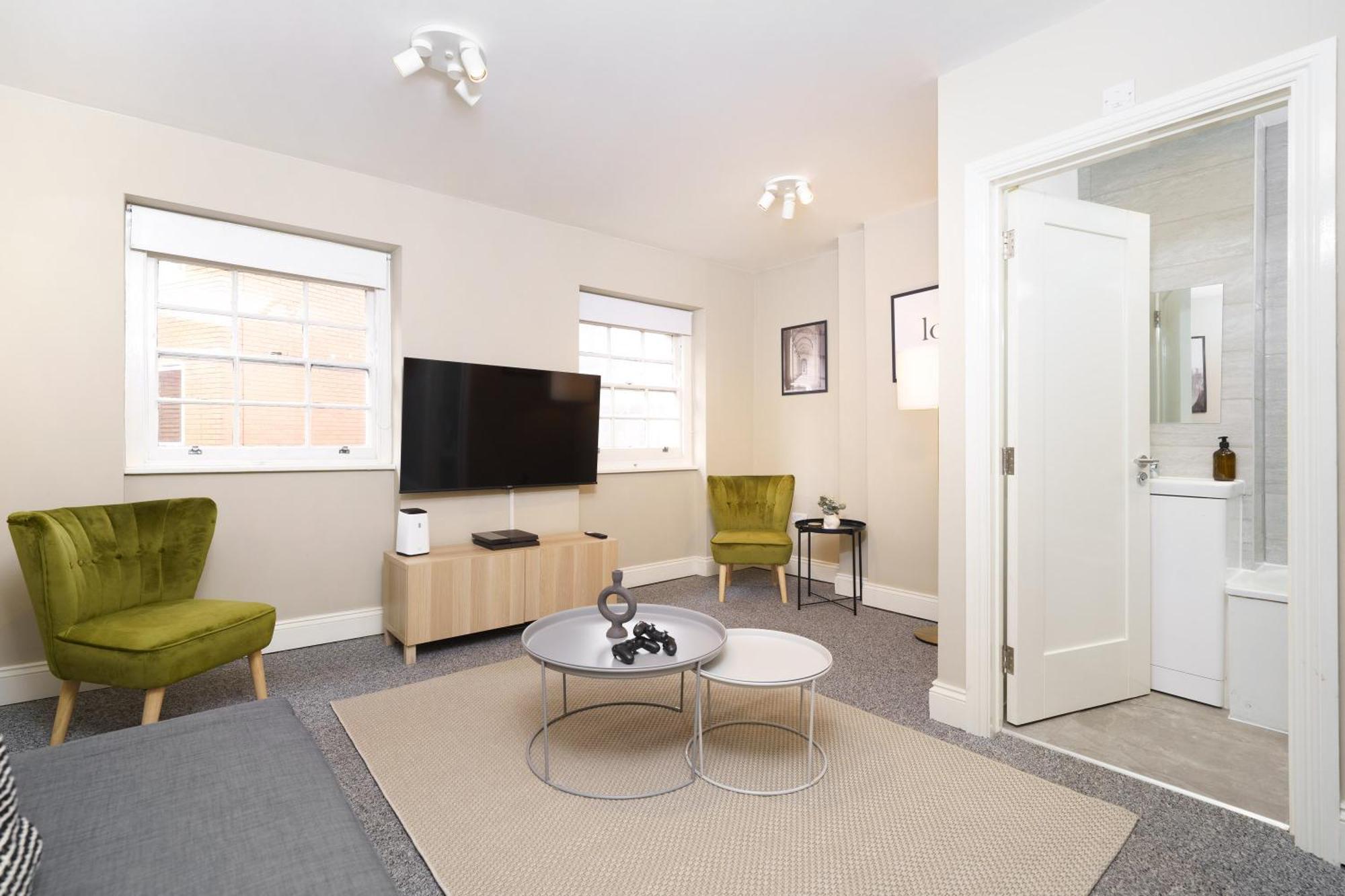 Covent Garden/chinatown/soho Location * London