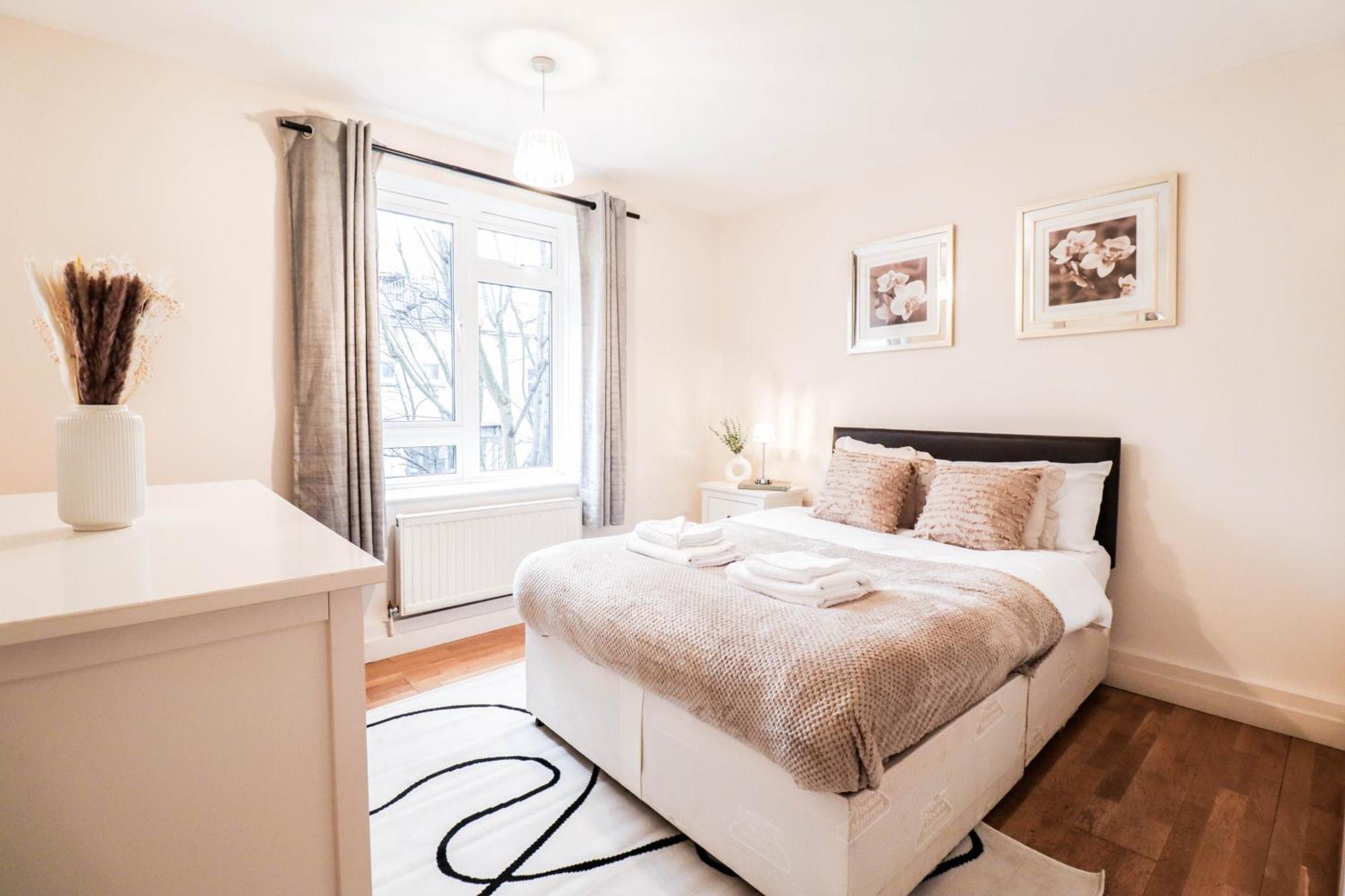 Gorgeous 2-bedroom * London