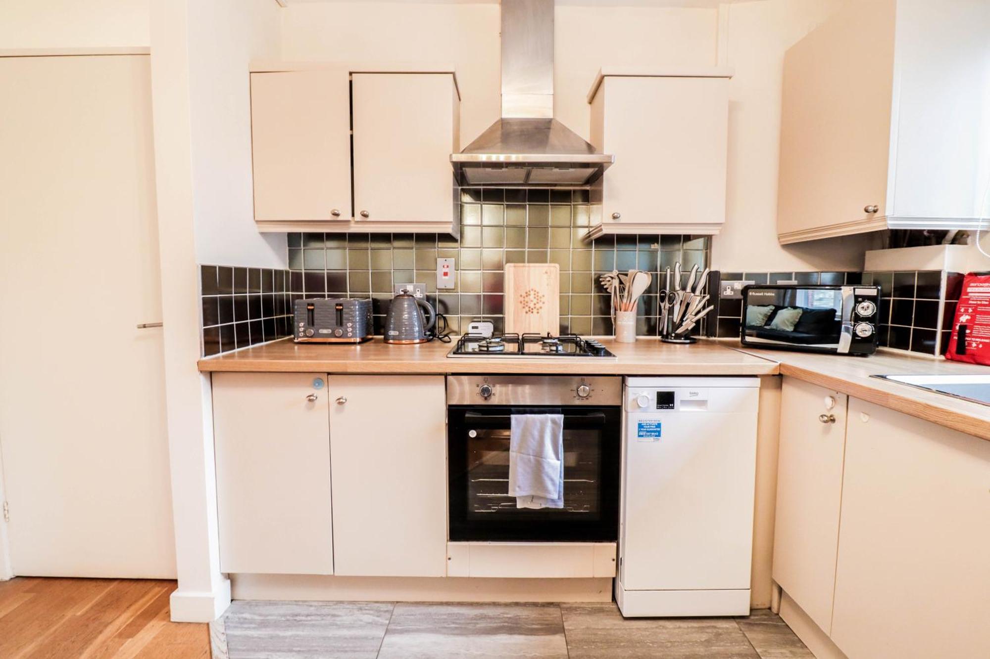 Gorgeous 2-bedroom * London