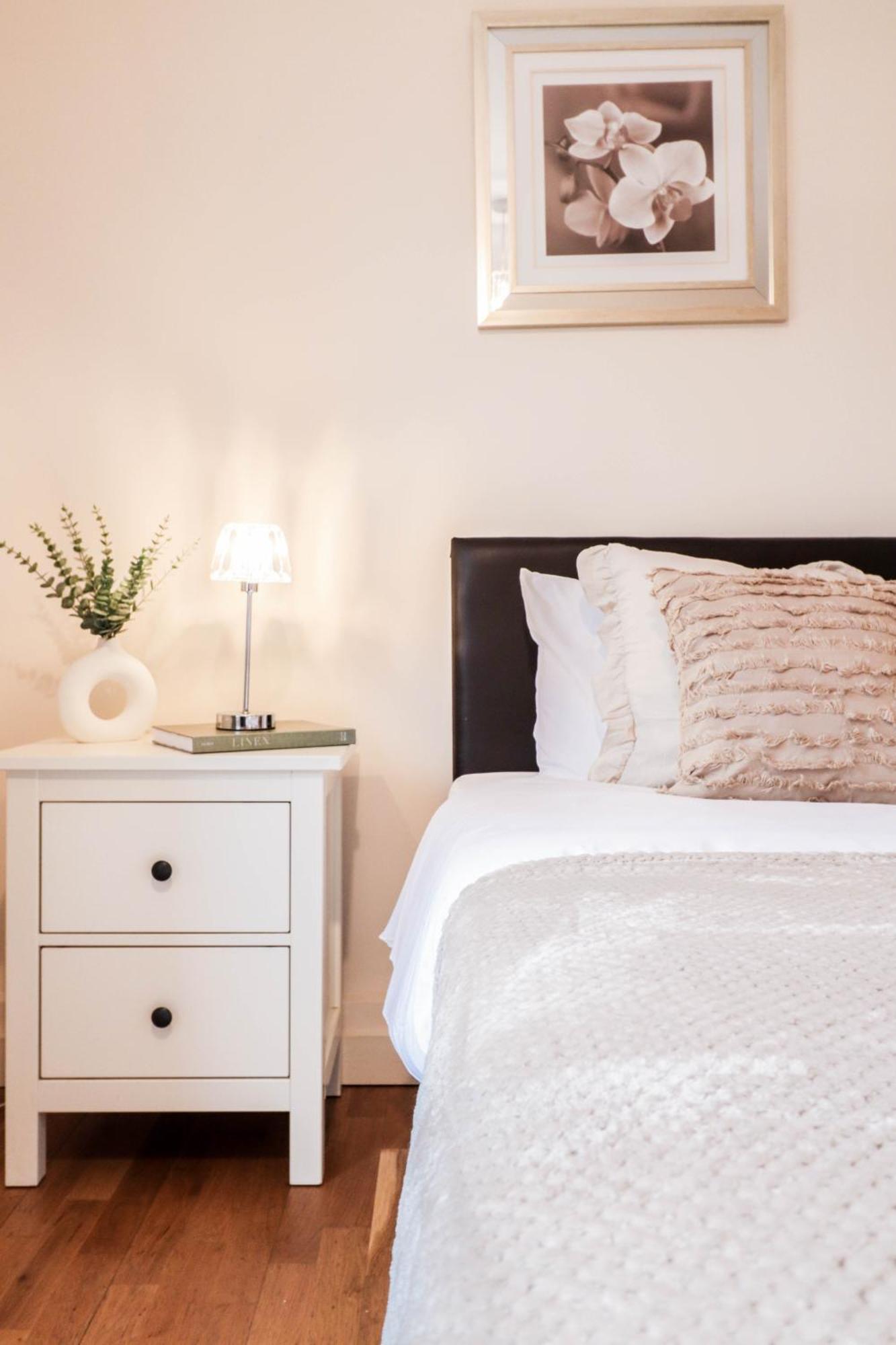 Apartamento Bright And Well-kept 2 Bed Flat! Russell Square *