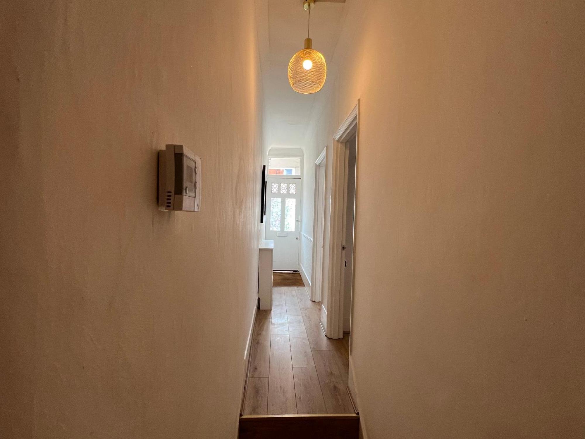 Appartement 2 Bedroom Flat 10 Min Walk To Tube *