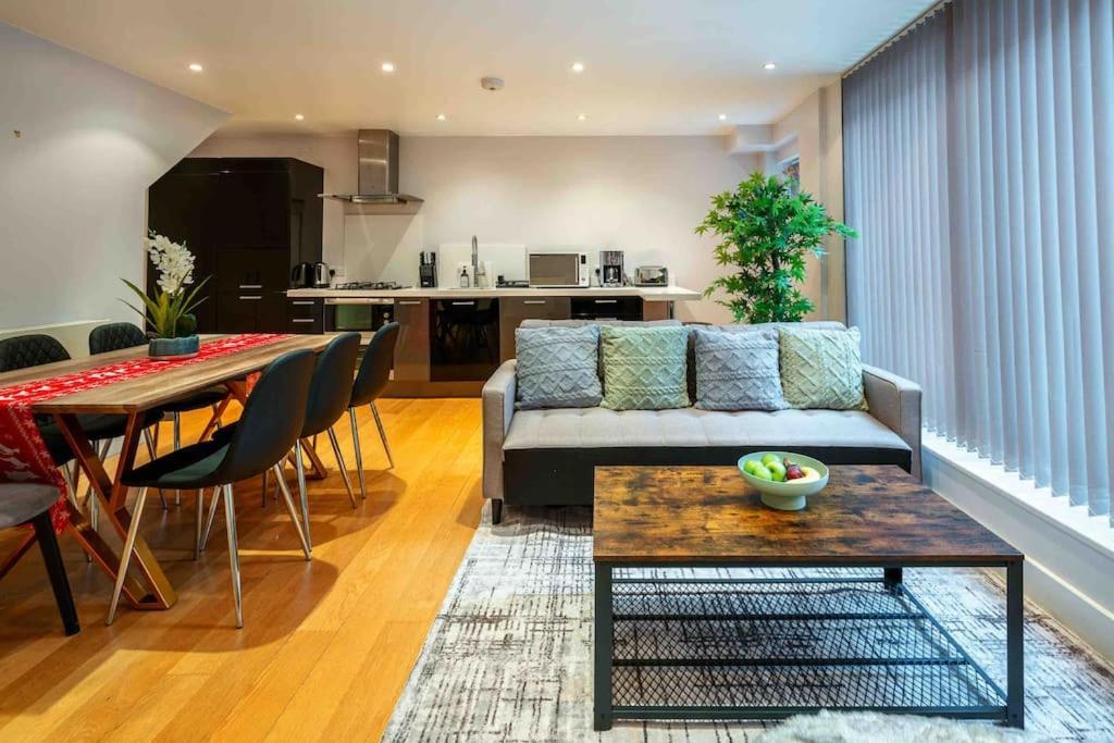 Sweet 3brs House Close To Oxford & Soho Villa London