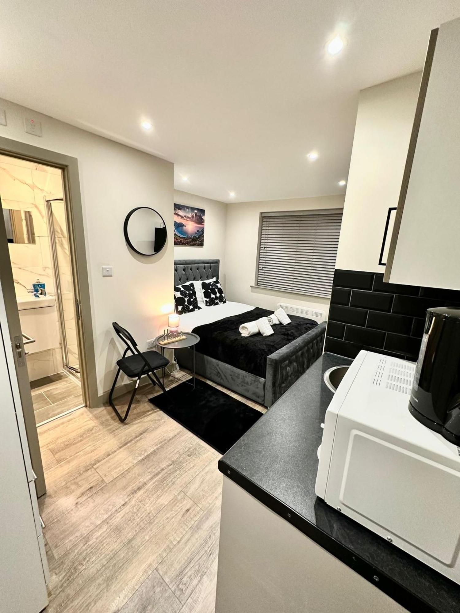 Guest house Harrow Suites Ha3