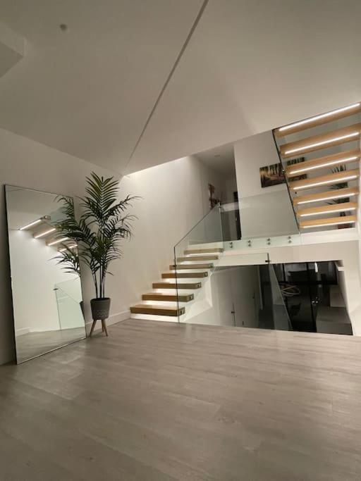 Holiday home Pinnacle House London