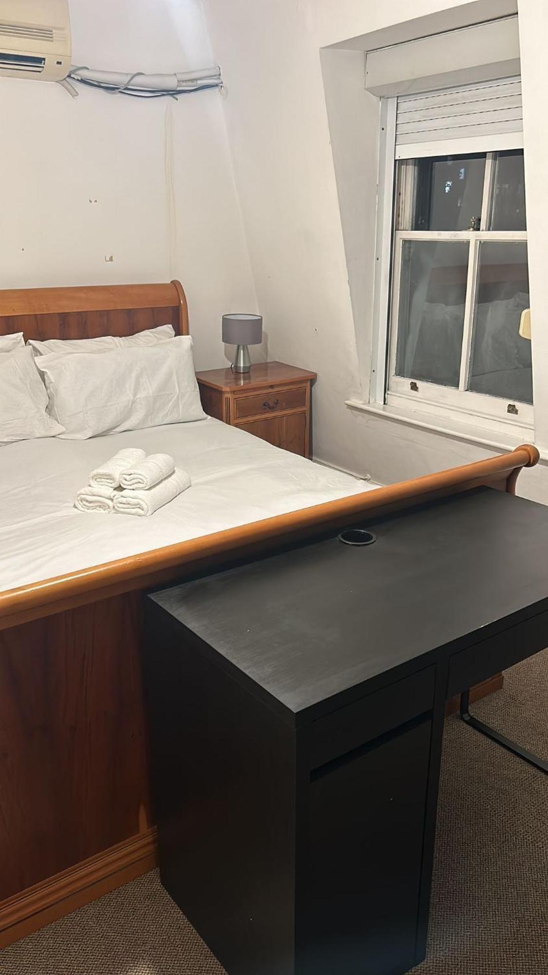Apartment 3 Bedroom Top Floor Kensington London
