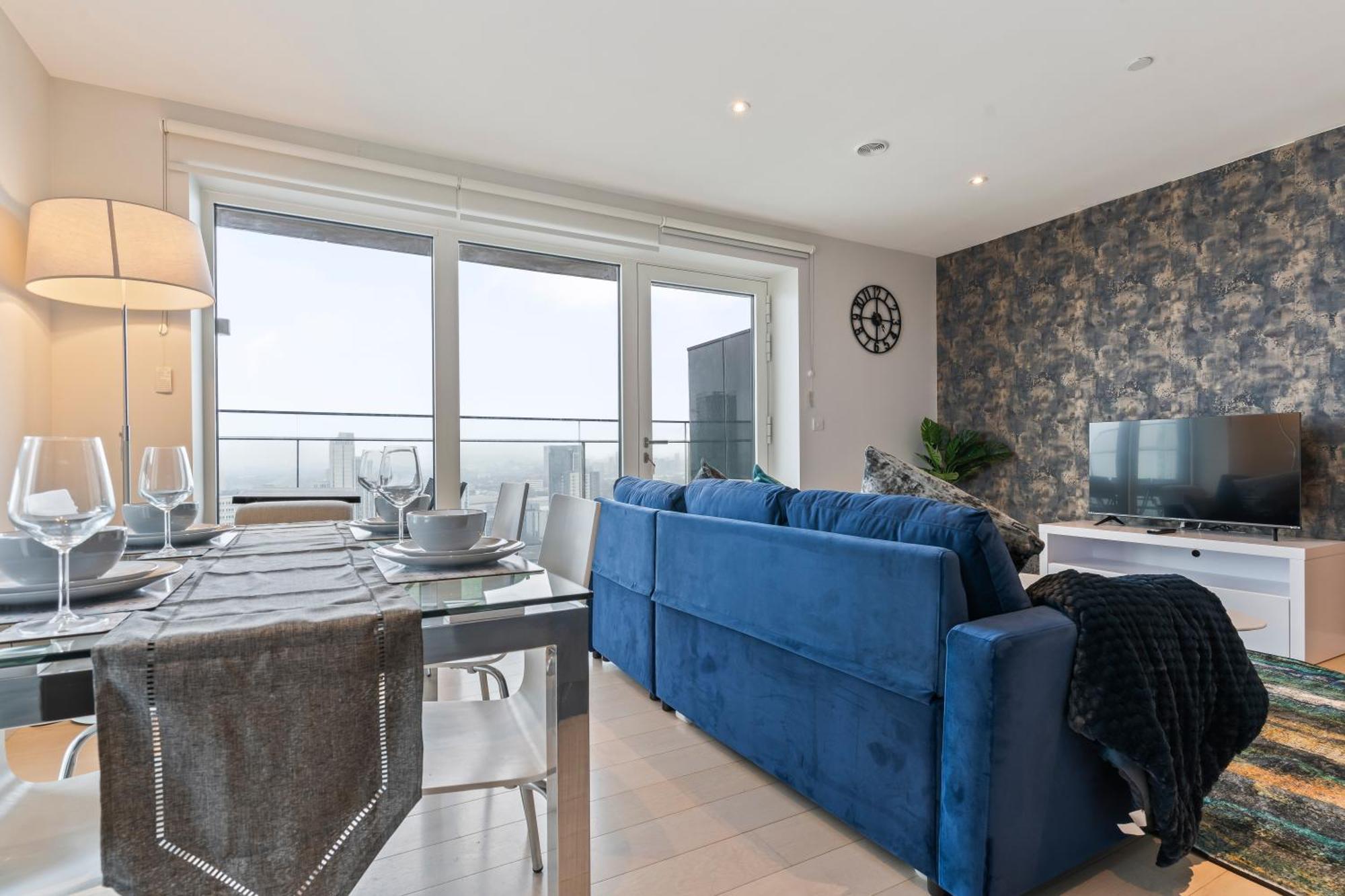 Elegant 2br Flat On 20th Floor Near Many Attractions Apartment