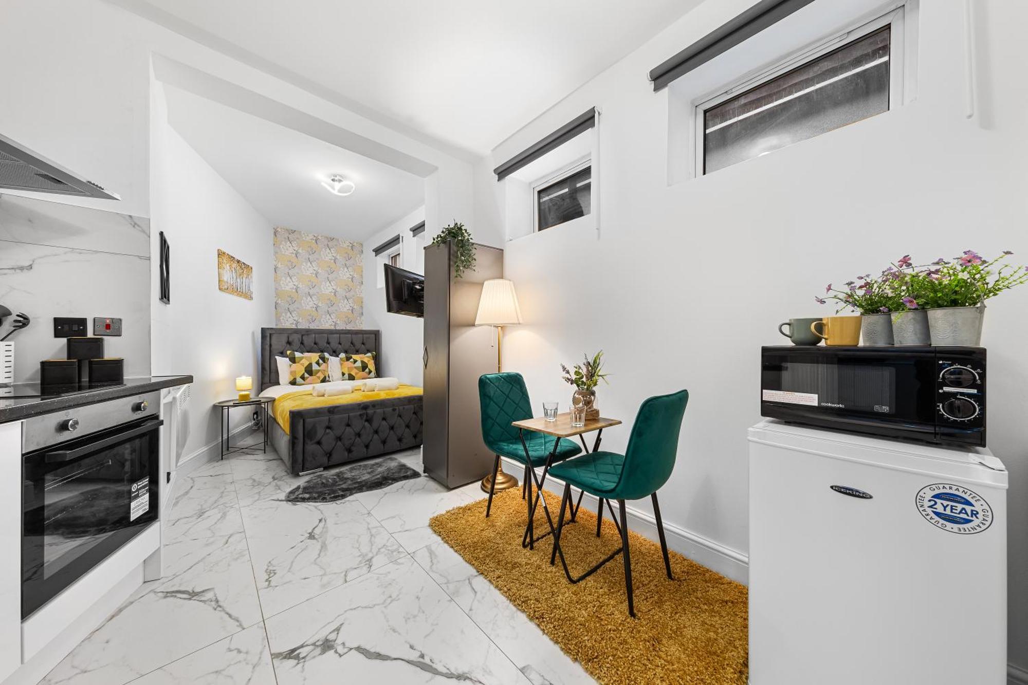 Serviced Modern Flat - Sleeps 2 - Good Links To King Cross, Euston, Finchley Road Station - Nw3 Apartment