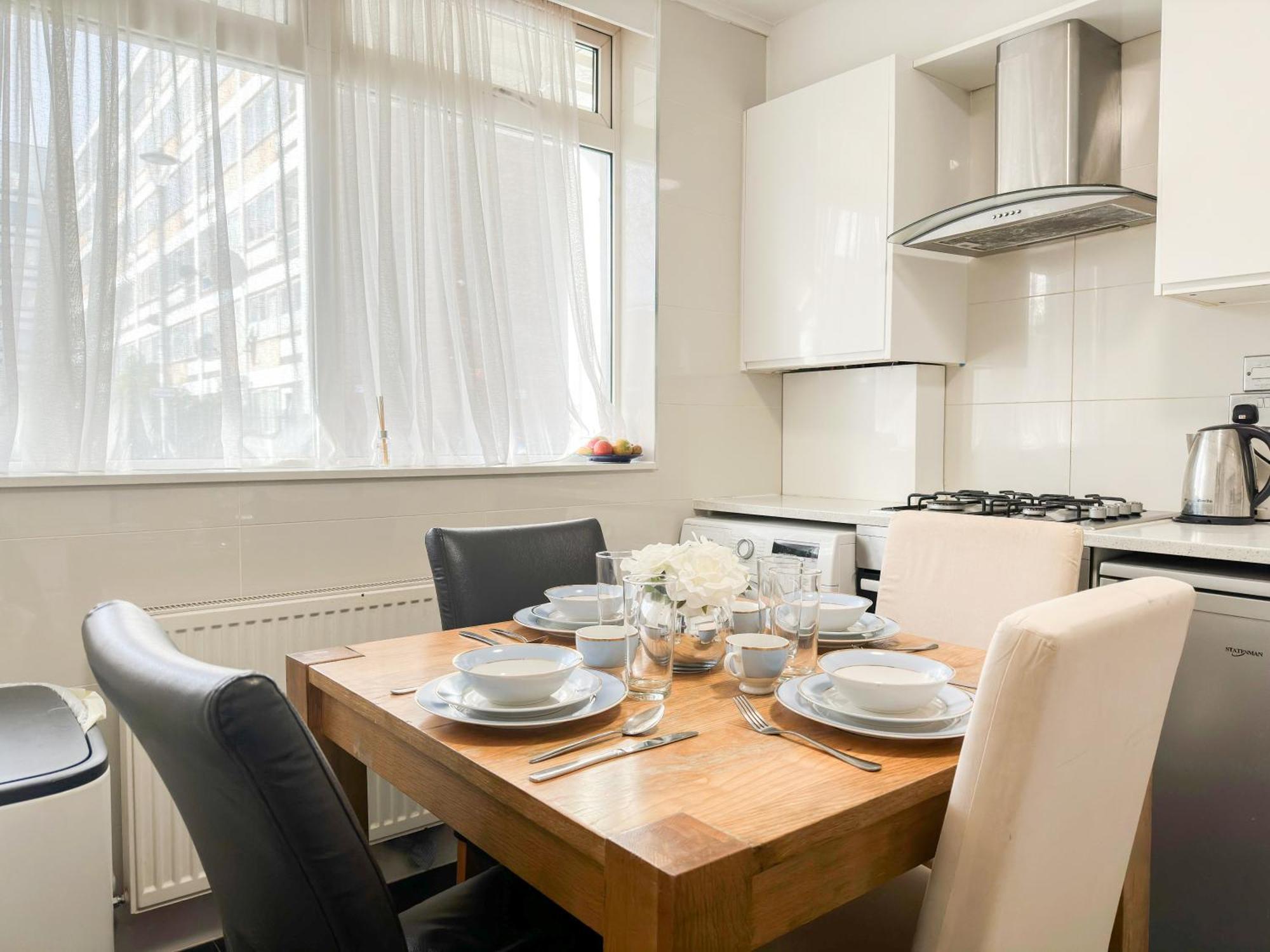 Cosy 3 Bedroom 3 Bathroom Flat With Private Garden- Maida Vale, Near Paddington