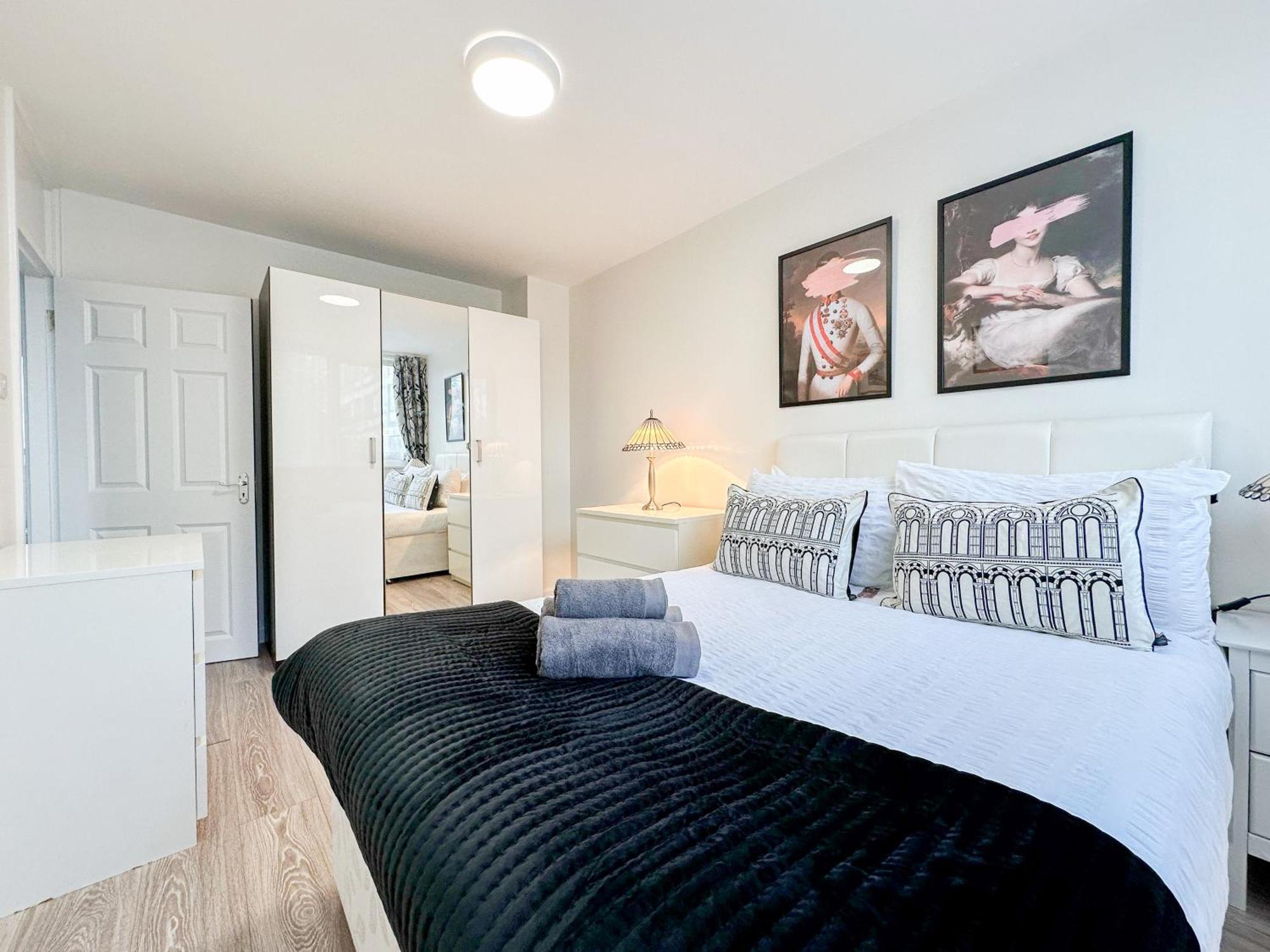 Appartement Cosy 3 Bedroom 3 Bathroom Flat With Private Garden- Maida Vale, Near Paddington Londen