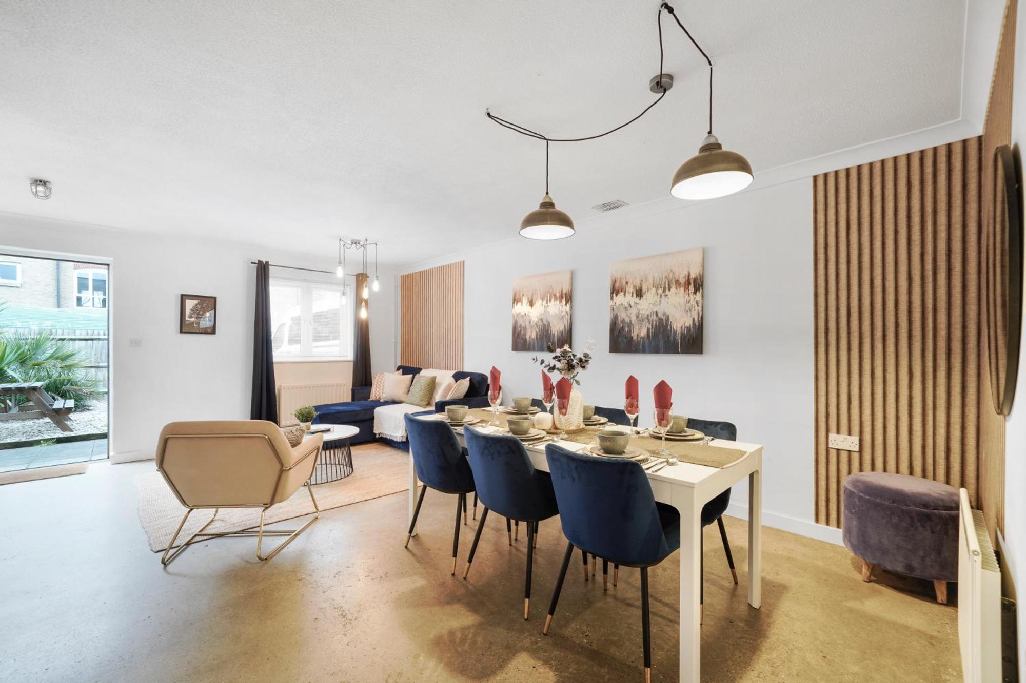Holiday home Modern & Stylish House In - Garden *