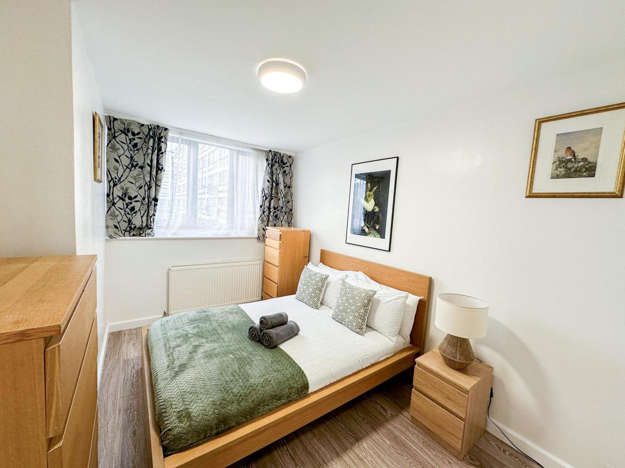 Cosy 3 Bedroom 3 Bathroom Flat With Private Garden- Maida Vale, Near Paddington * Londen
