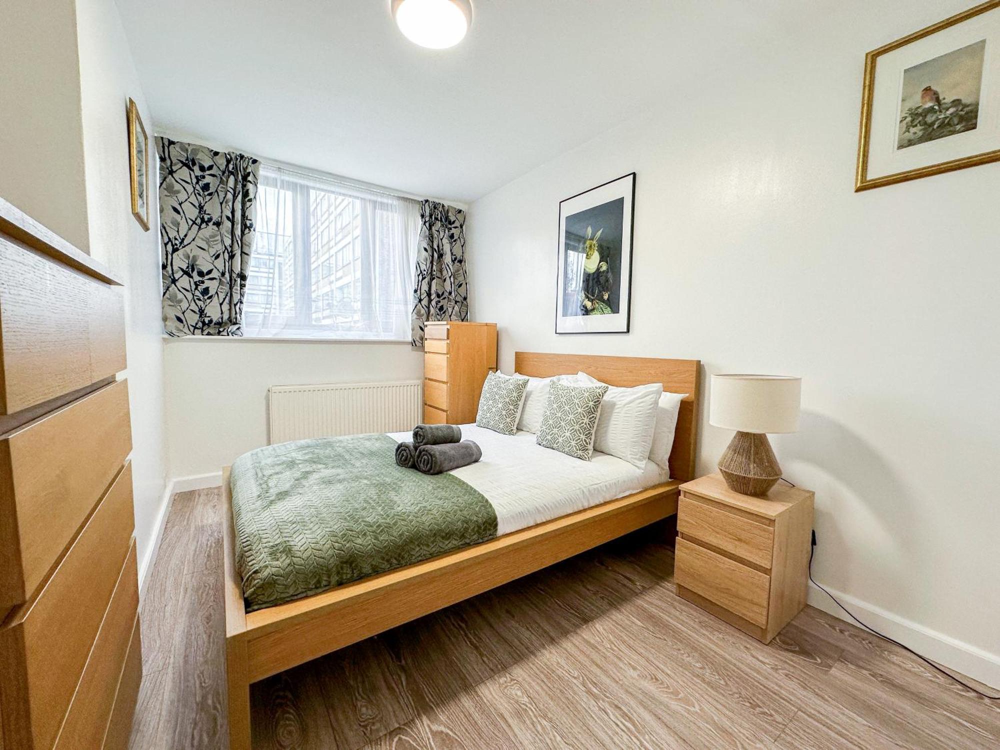 Cosy 3 Bedroom 3 Bathroom Flat With Private Garden- Maida Vale, Near Paddington * Londen