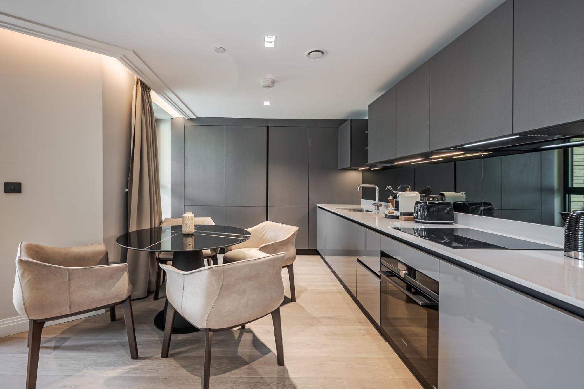 Arcadia Residences - Luxury In Kensington Appartement *