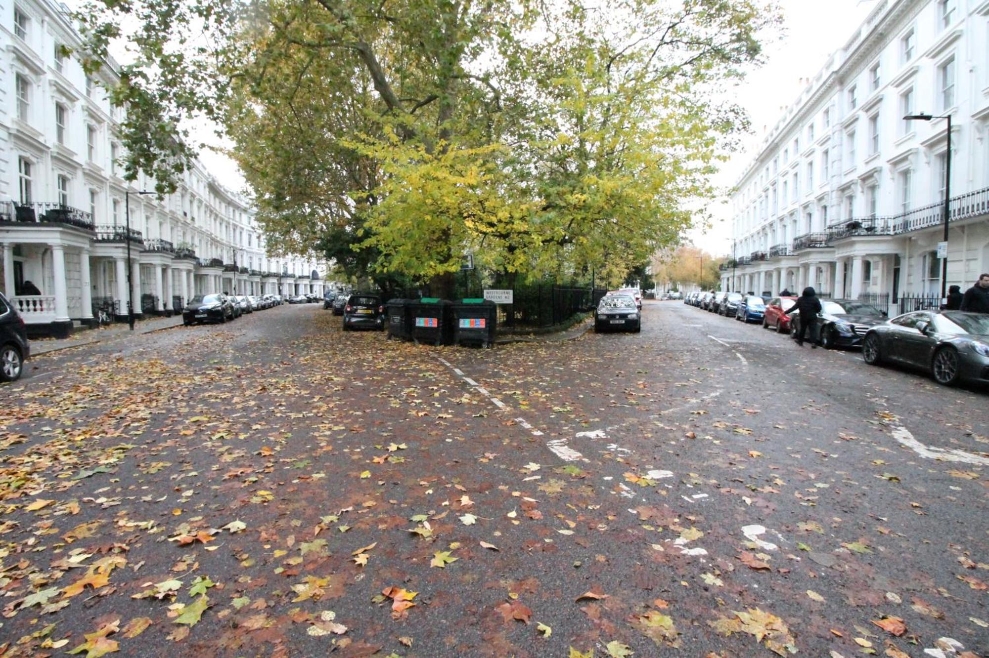 Trendy 2bedroom And 2 Bathroom Flat, Quiet Nottinghill Street Leilighet London