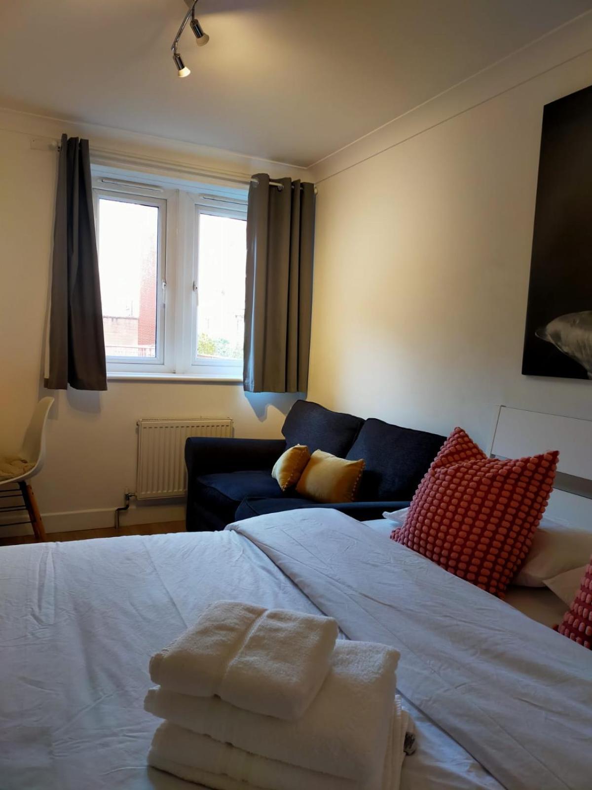 Cobbold Court Share Flat London
