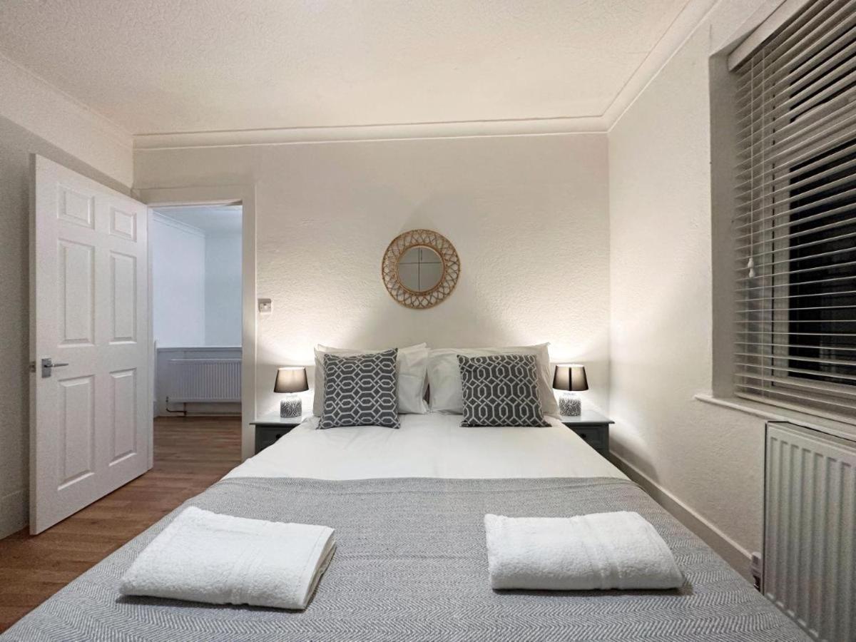 Holiday home Charming 3-bedroom Family