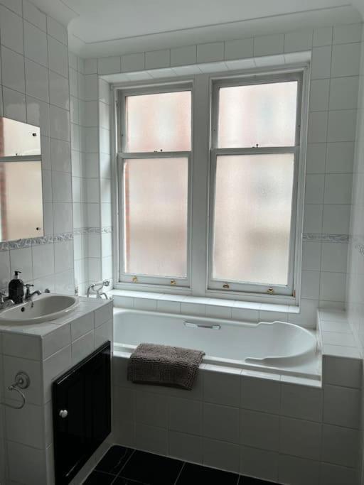 Leilighet Luxury 3 Bedroom, 3 Bath By Oxford St & Soho