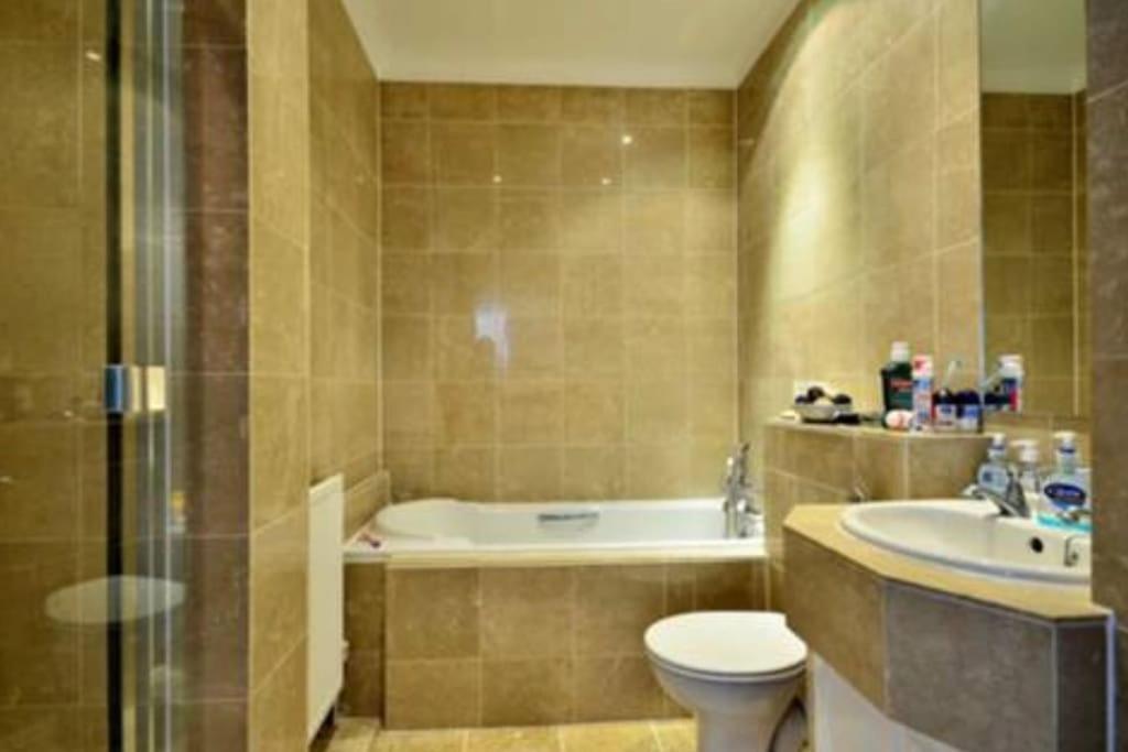 Luxury 3 Bedroom, 3 Bath By Oxford St & Soho Leilighet