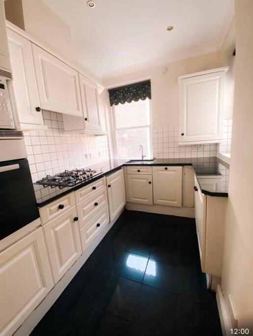 Luxury 3 Bedroom, 3 Bath By Oxford St & Soho *