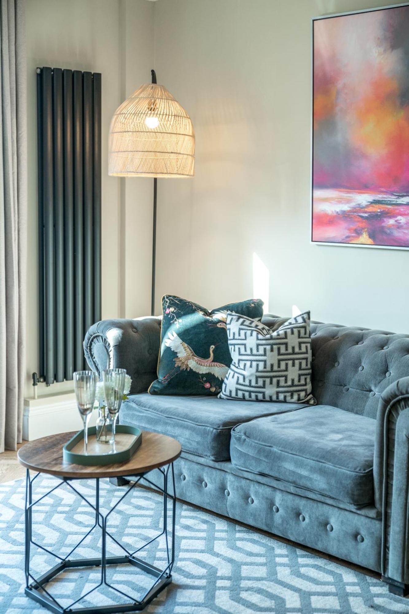 5 Star - Stylish 2 Bed In -excel, Airport Ferienhaus London