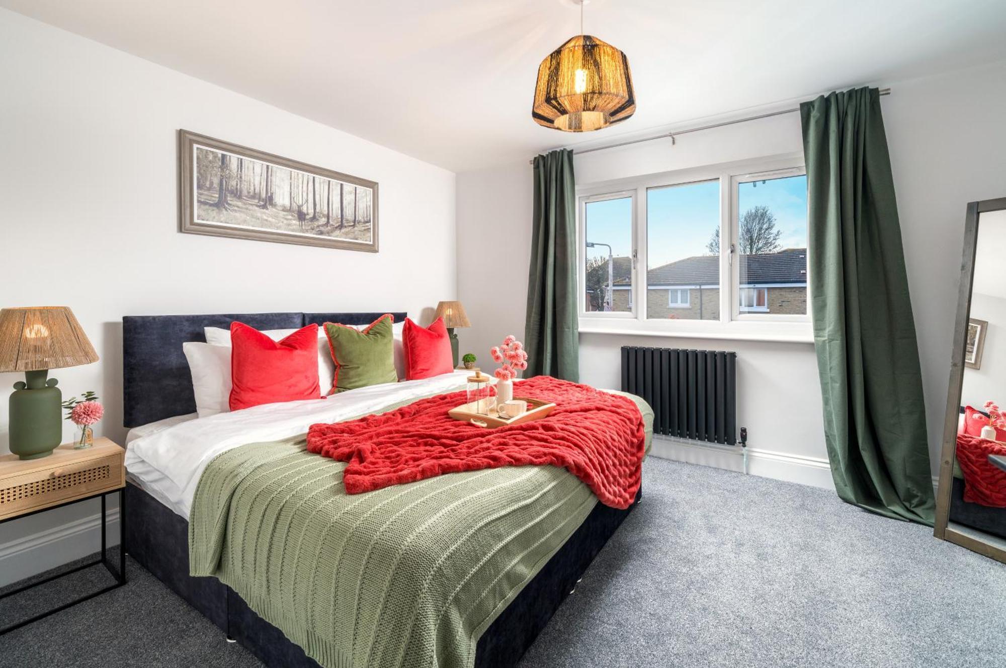 5 Star - Stylish 2 Bed In -excel, Airport Ferienhaus