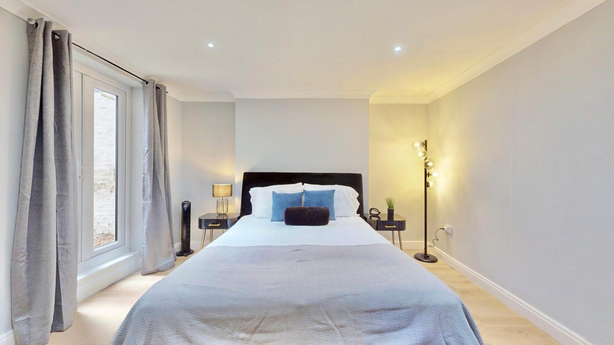 Tube & Notting Hill Nearby - Garden Flat Haven London