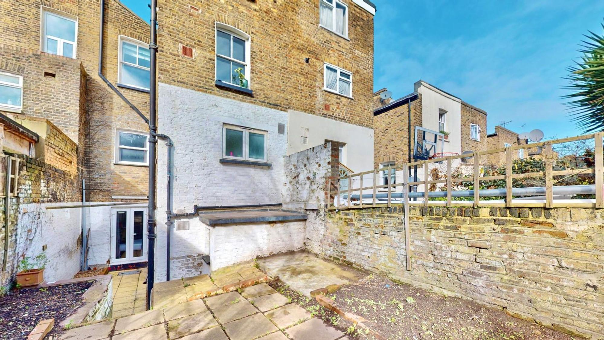 Tube & Notting Hill Nearby - Garden Flat Haven Apartment *