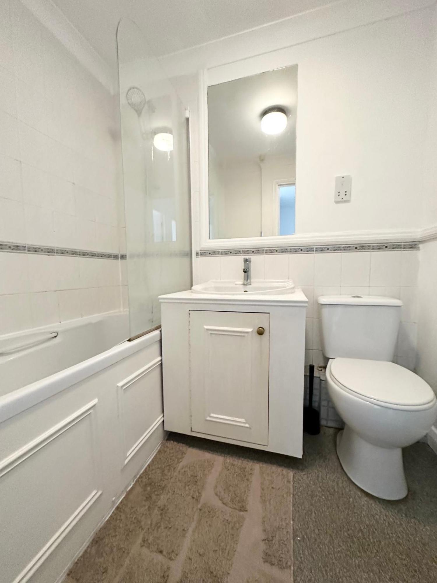 Apartment Spacious Quiet Stylish Entire Flat London