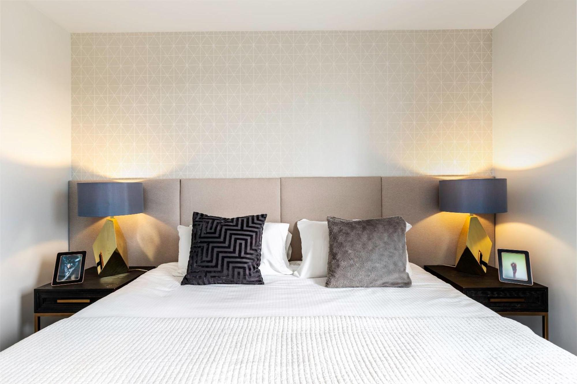 Showroom Splendour, Luxe Elegance London