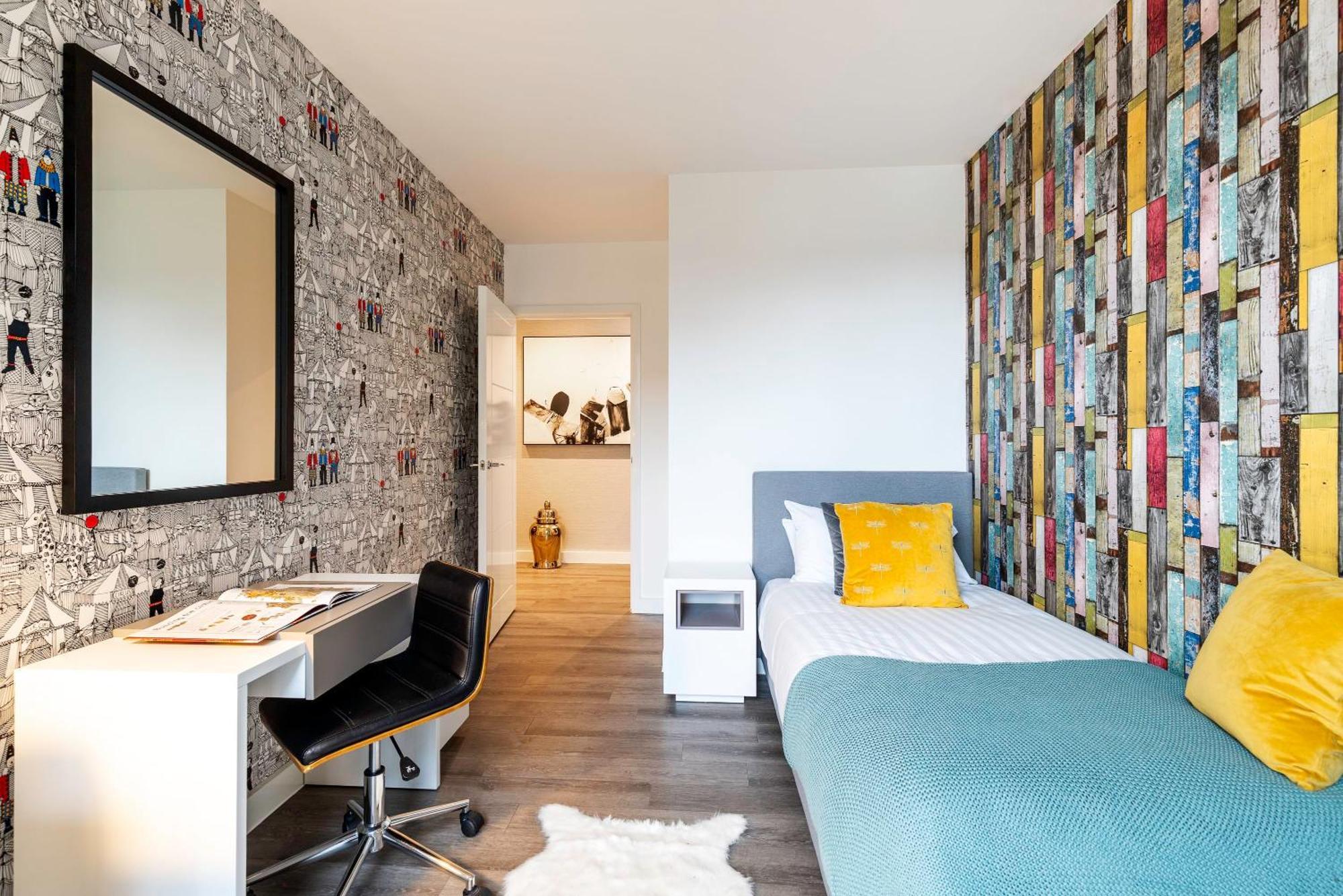 Showroom Splendour, Luxe Elegance Apartment *