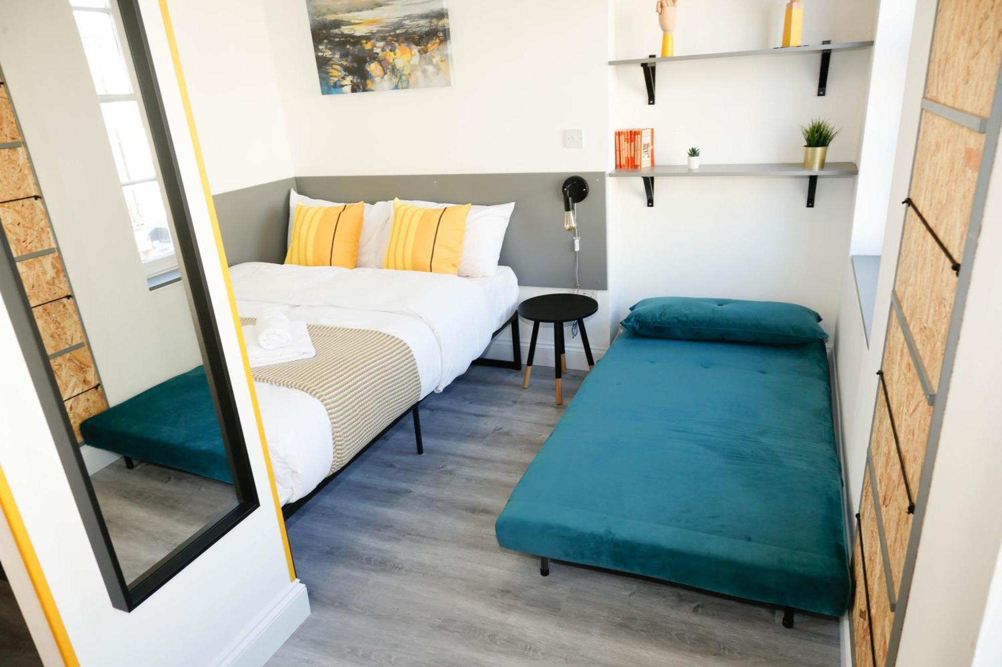 Luxury In Camden Town Near Shops, Cafes, Bars & Metro With Shared Bathrooms Accommodatie bij particulieren Londen