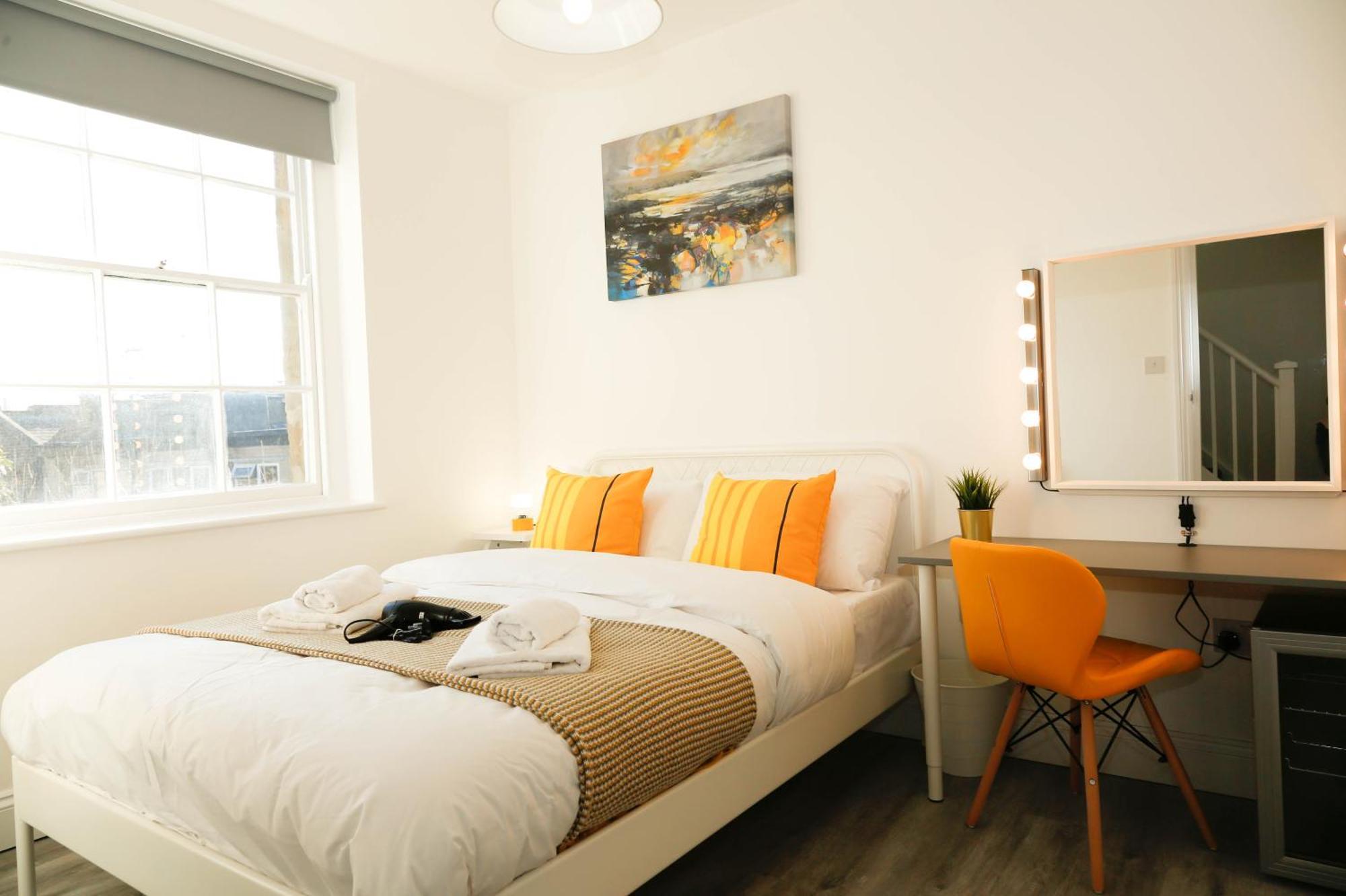 Luxury In Camden Town Near Shops, Cafes, Bars & Metro With Shared Bathrooms Accommodatie bij particulieren *