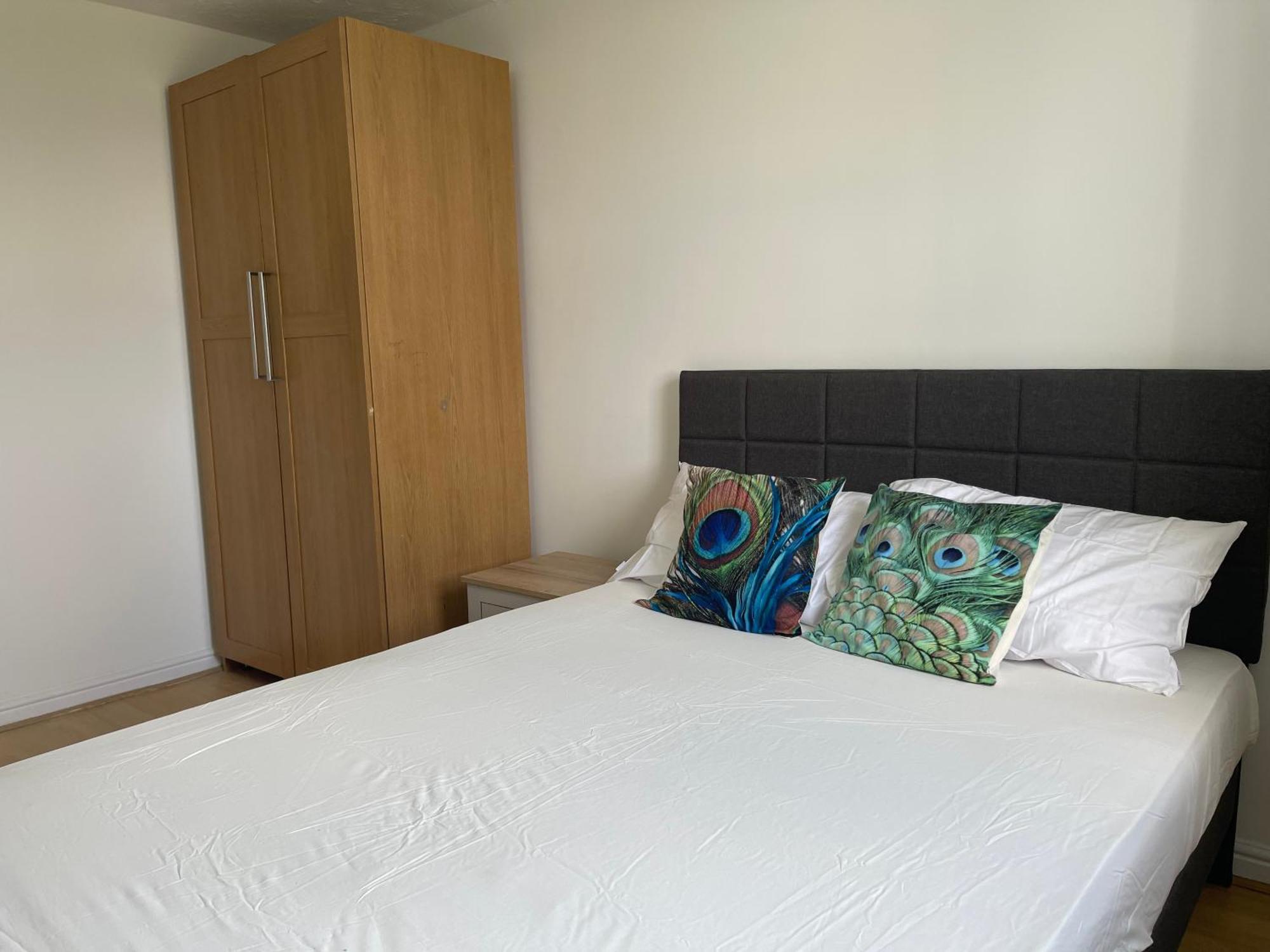 Apartment 2bed Cozy Spacious - 15min To Canary Wharf O2 Excel London