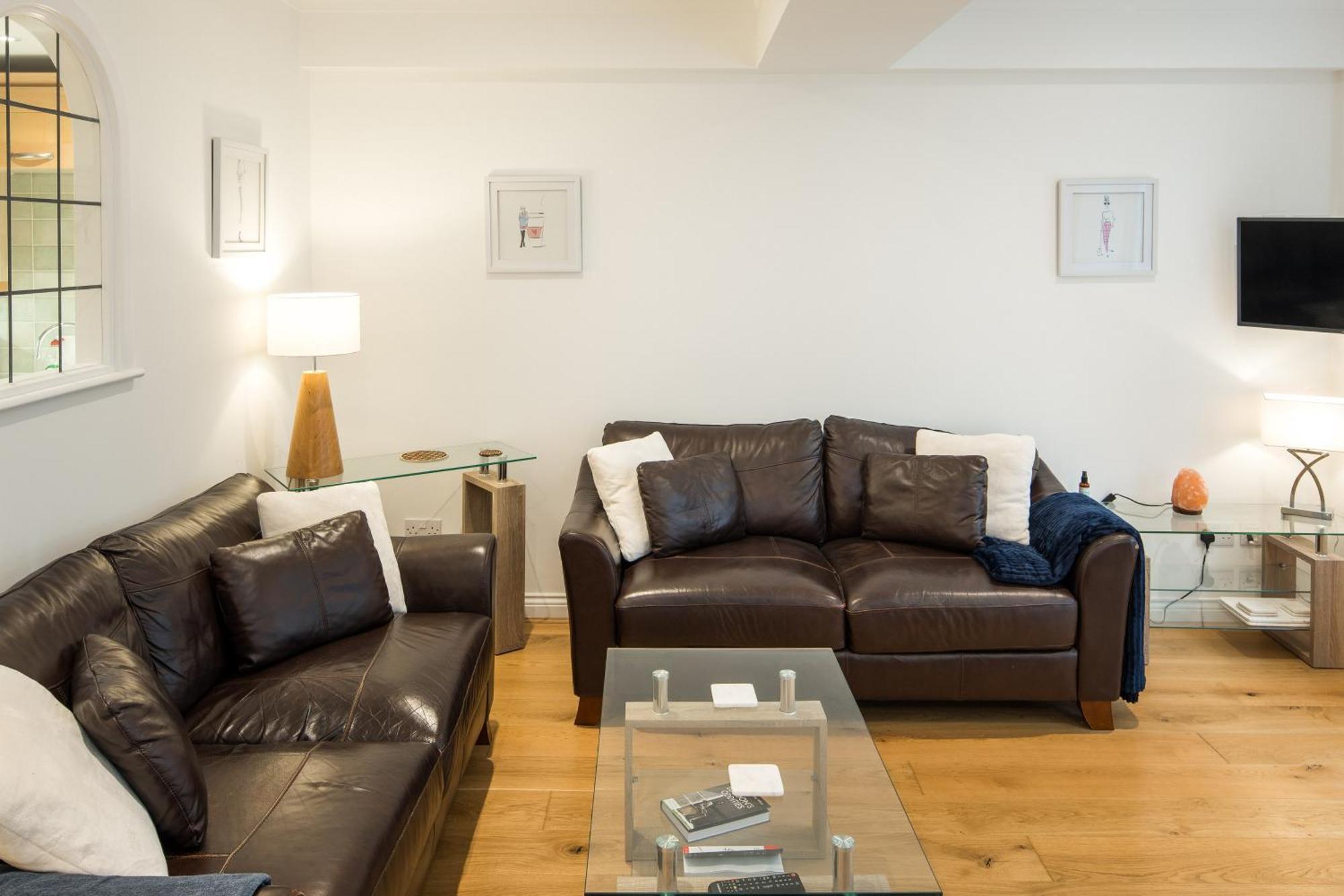 Leilighet 1bd Modern Oasis: Near Attractions