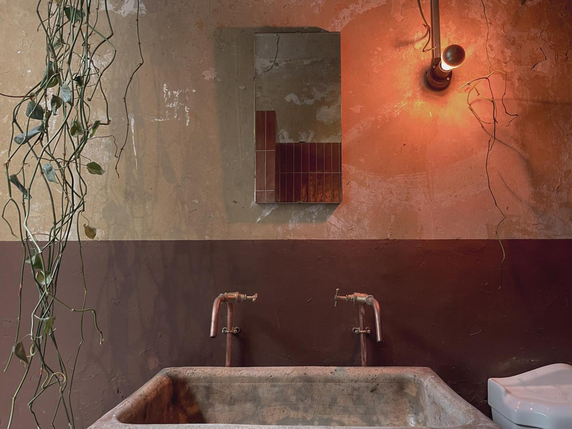 Mid-century Apartment London